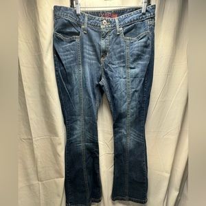 Excellent Condition, Cinch Lyndon Jeans 32/13 R.  Trouser style, fit and flare.